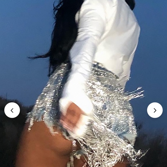 XPlus Wear Silver Fringe Denim Shorts Size XL New With Tag - Picture 3 of 7